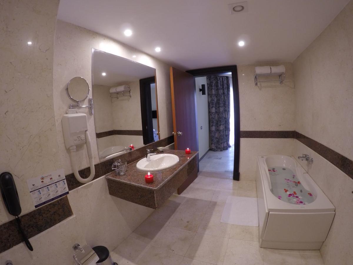 Casa Mare Resort - Ex, Royal Tulip Beach Resort Port Ghalib Extérieur photo