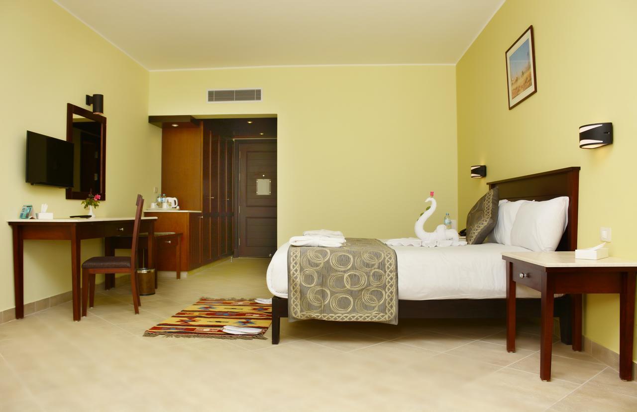 Casa Mare Resort - Ex, Royal Tulip Beach Resort Port Ghalib Extérieur photo